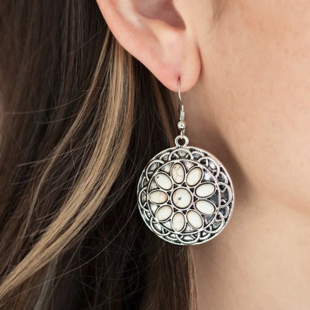 Paparazzi Jewelry Accessories - Mesa Oasis - White Earrings - Vintage